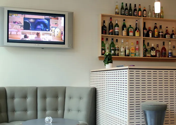 Herning City Hotel فندق 3*